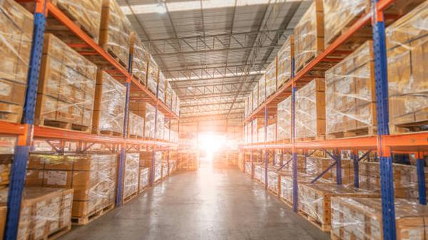 Warehousing Solutions for Seamless Order Fulfillment