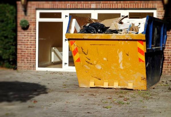 Effortless Cleanup: Dumpster Rental and Junk Removal Made Simple