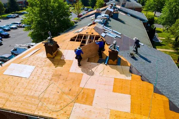 Choosing the Best Roof Replacement in Aurora