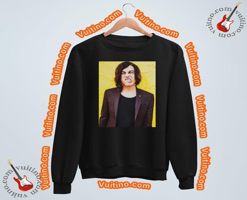 The Art of Collecting Kellin Quinn Merch: Tips and Recommendations